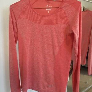 Nike long sleeve shirt